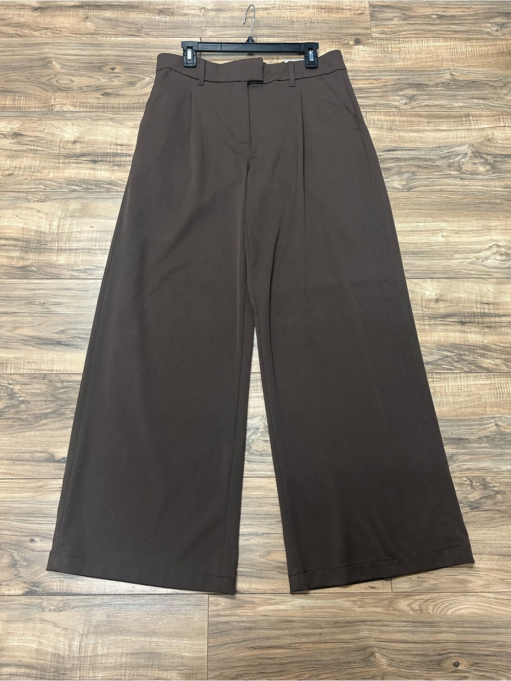 American Eagle Outfitters Wide-Leg High-Rise Pants in Brown